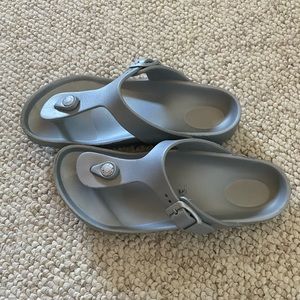 Birkenstock Gizeh EVA size 34 (US 3-3.5)
